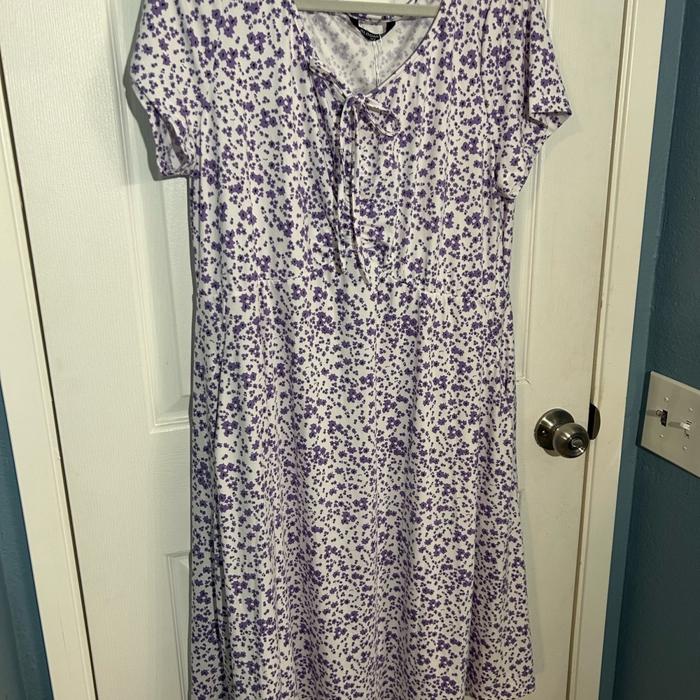 NWT BloomChic Purple Floral Midi Dress